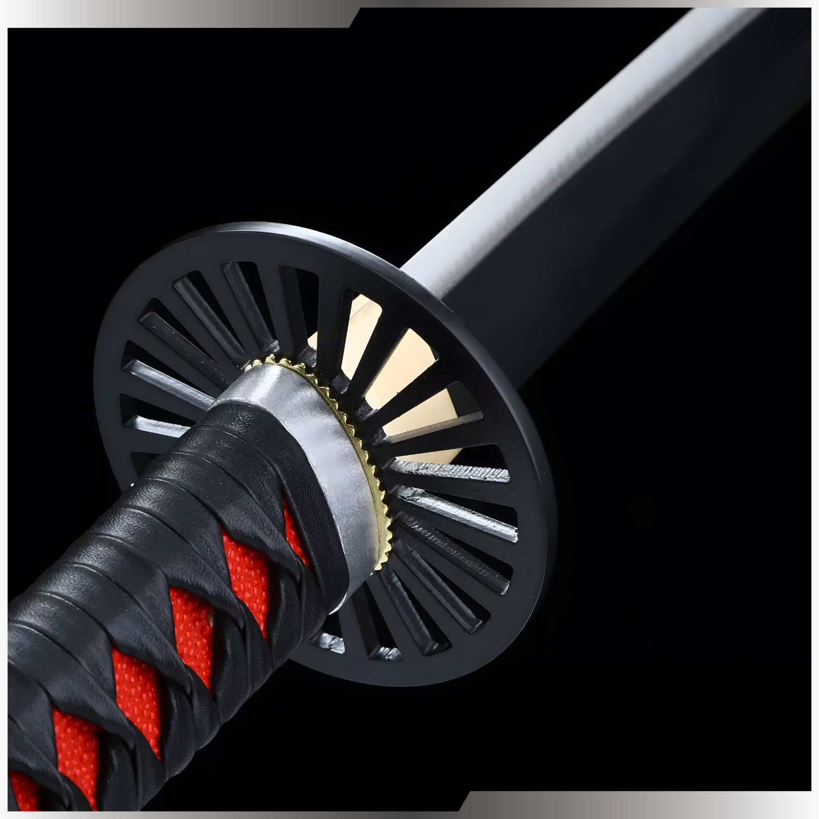 Premium Tanjiro Kamado: Sun Nichirin V1